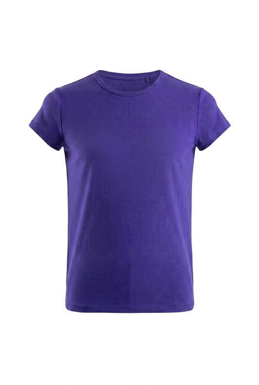 Frente da T-shirt no tom roxo do maillot